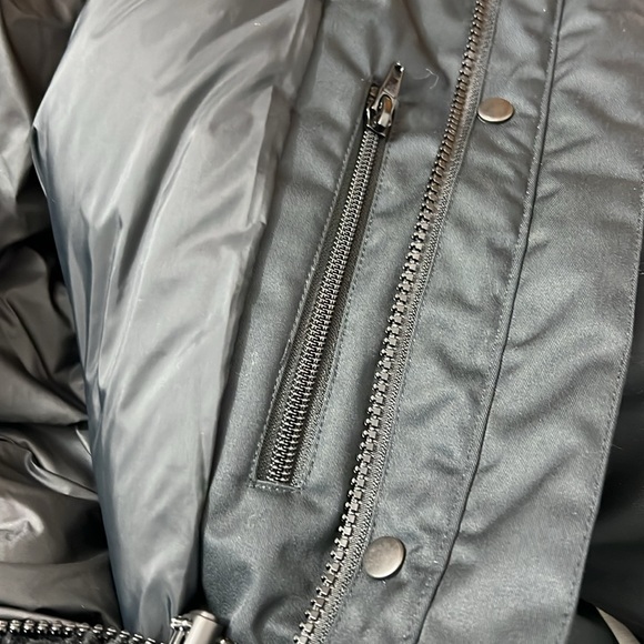 UGG Adirondack Parka 2.0 - Picture 10 of 15